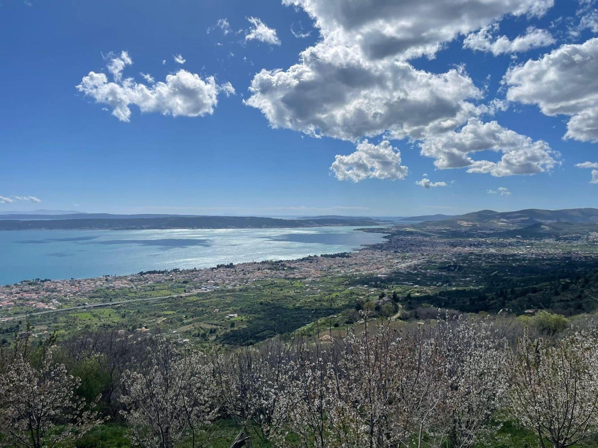 KaštelaNaviアパートメント エクステリア 写真